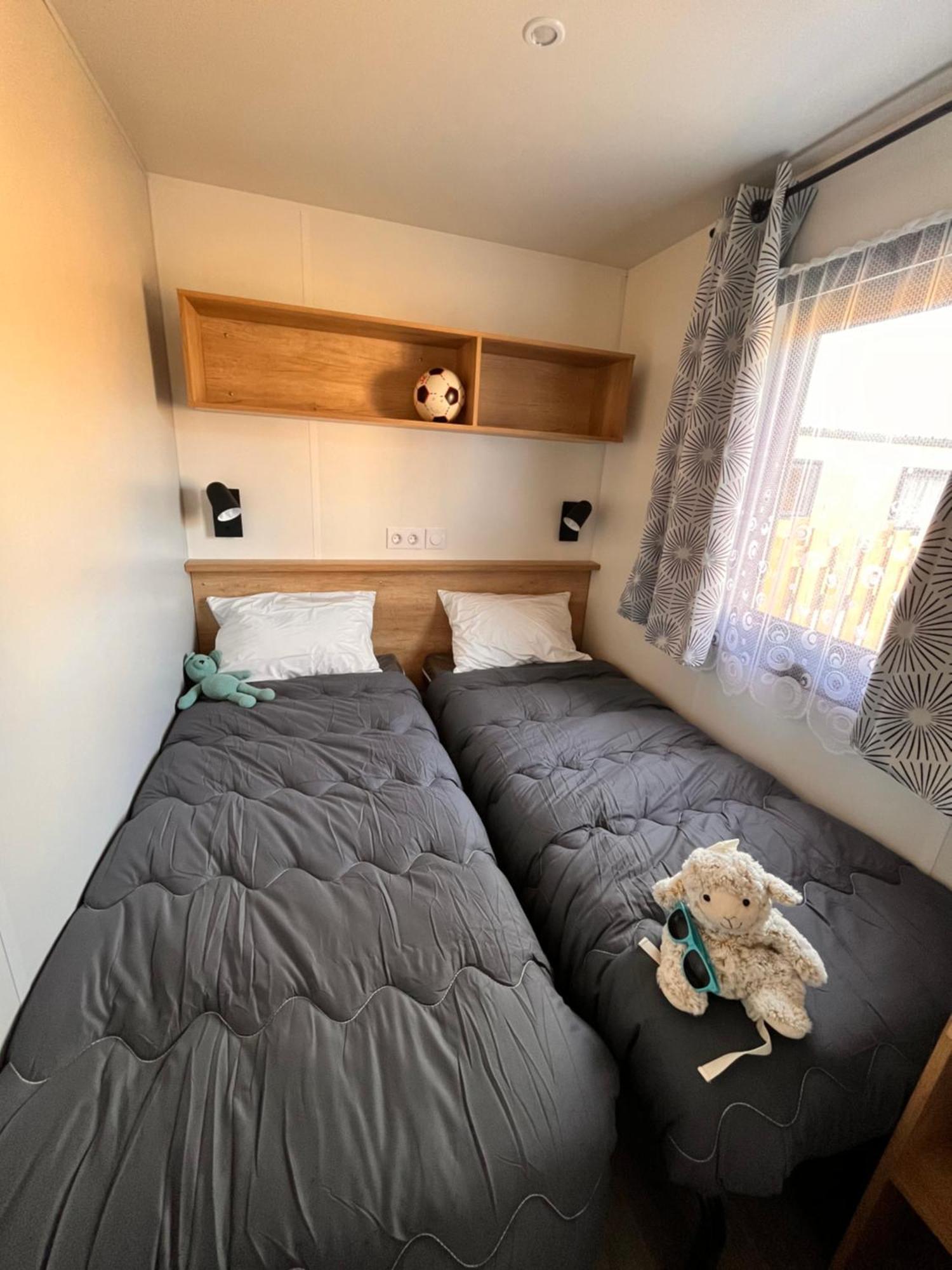 Camping Les Alizes 호텔 생 힐레르 드 리에 외부 사진