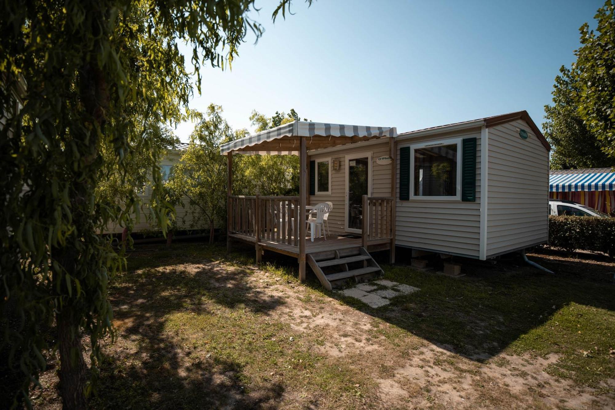 Camping Les Alizes 호텔 생 힐레르 드 리에 외부 사진